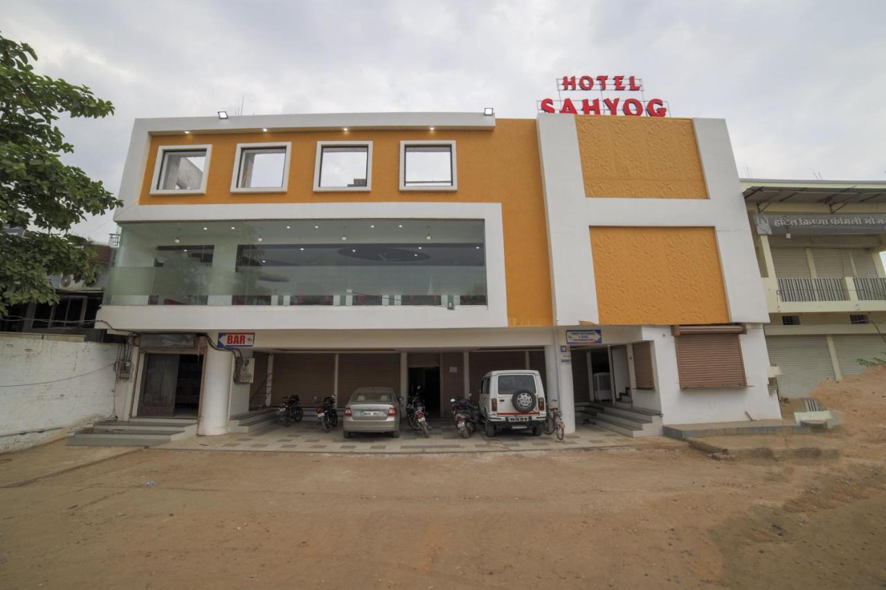Capital O41969 Sahyog Hotel Khamtalai Buitenkant foto